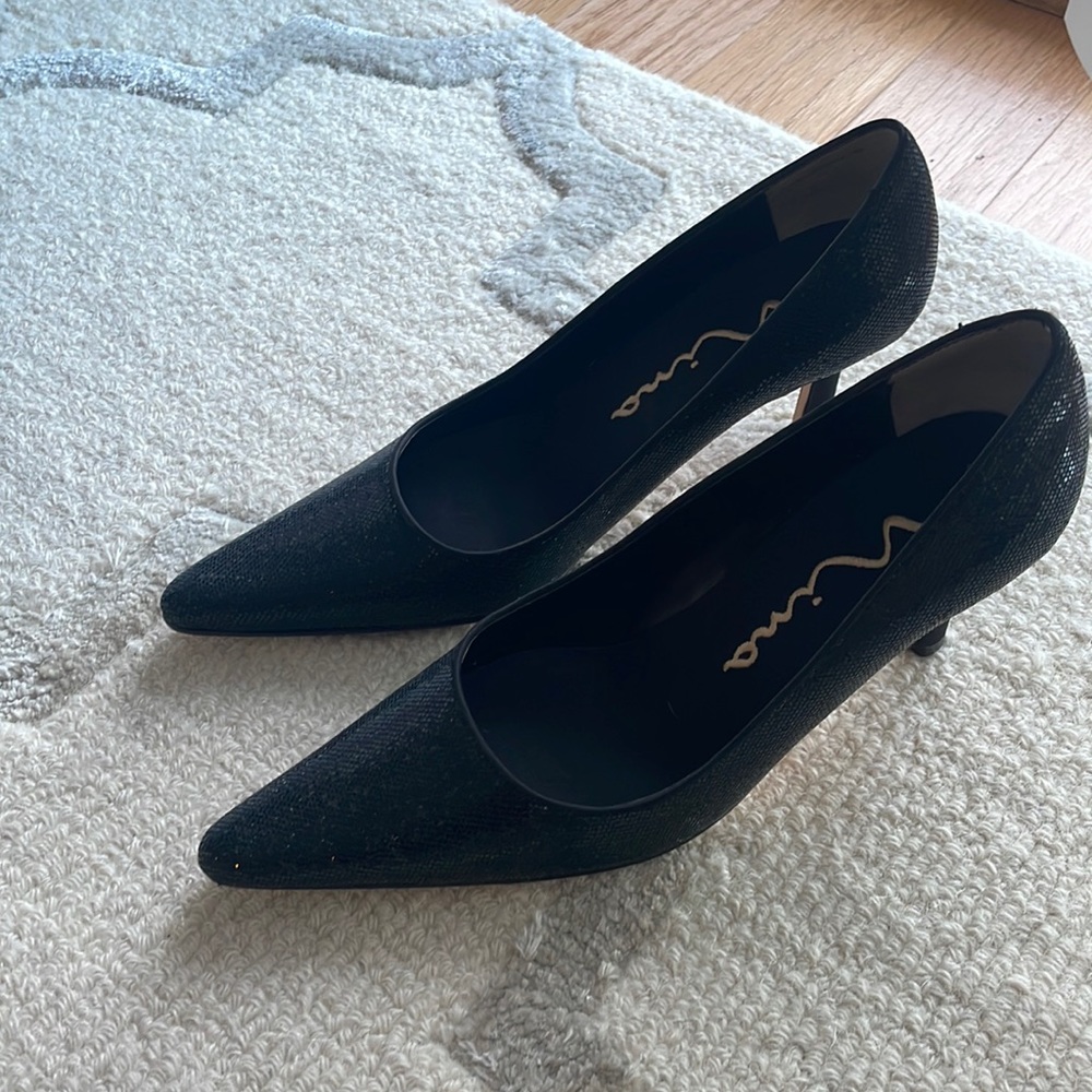 Brand new! Nina black glitter heel.  Size 6